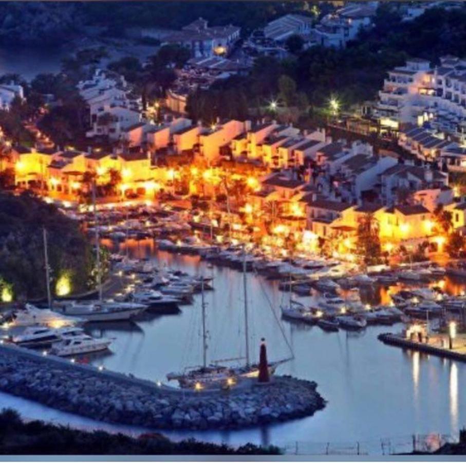 Jardines De Adnania En Marina Del Este Con Vistas Al Mar La Herradura  Exterior foto