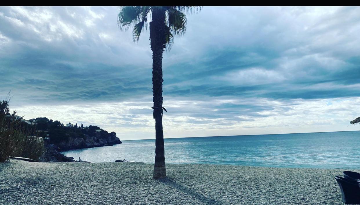 Jardines De Adnania En Marina Del Este Con Vistas Al Mar La Herradura  Exterior foto