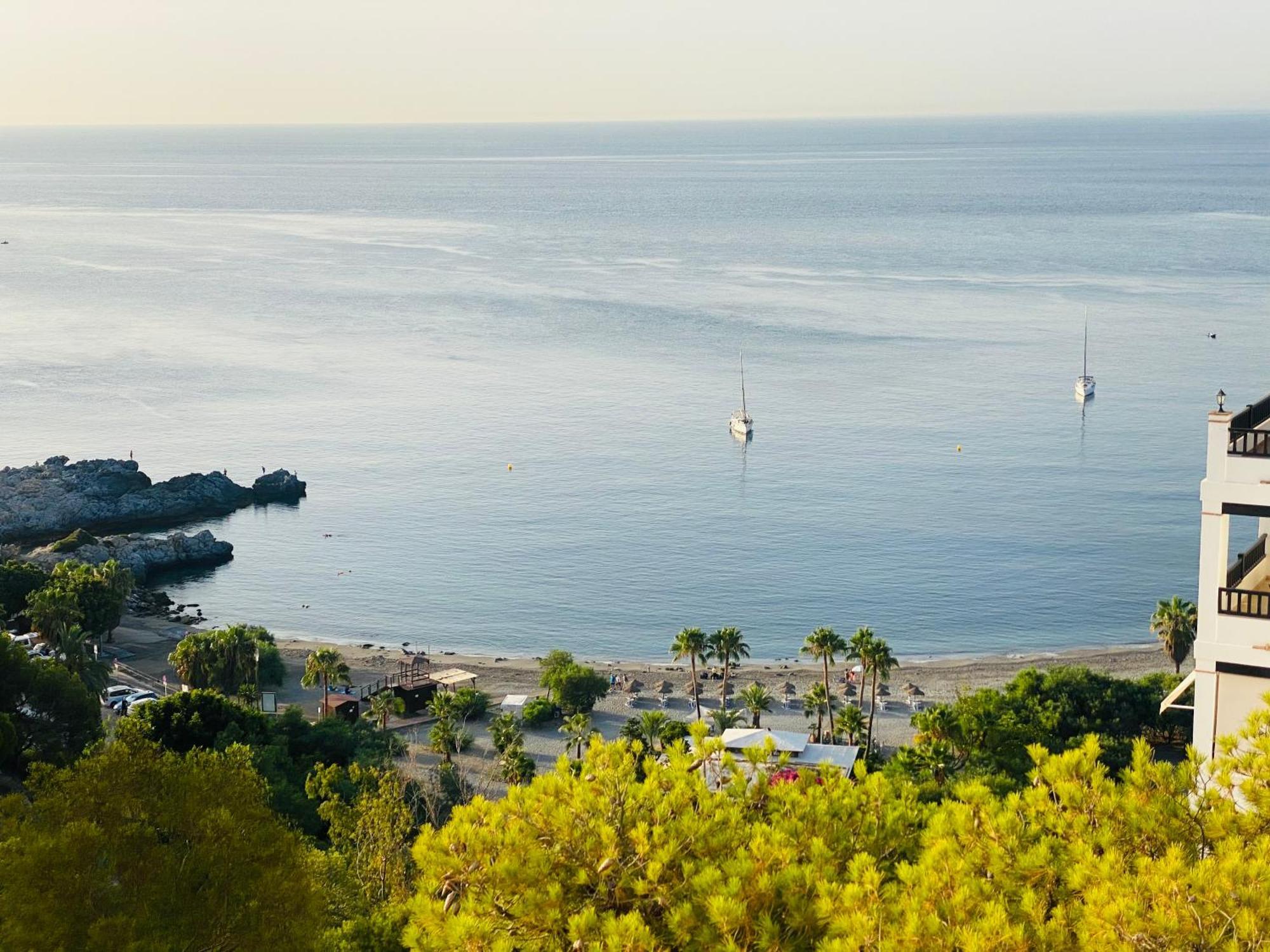 Jardines De Adnania En Marina Del Este Con Vistas Al Mar La Herradura  Exterior foto